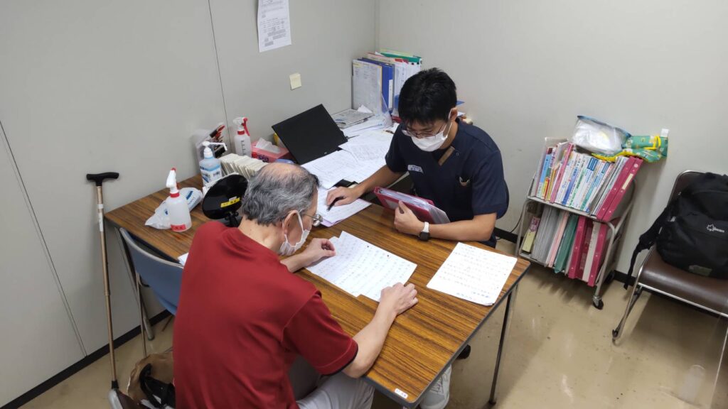 必要に応じて、言語聴覚士とともに高次機能訓練や摂食嚥下訓練を実施しています